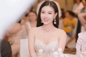 Diễn viên Thanh Hương bật mí bí quyết chăm sóc da trắng mịn căng bóng nhờ kem dưỡng Nice Metics nhập khẩu Nhật Bản
